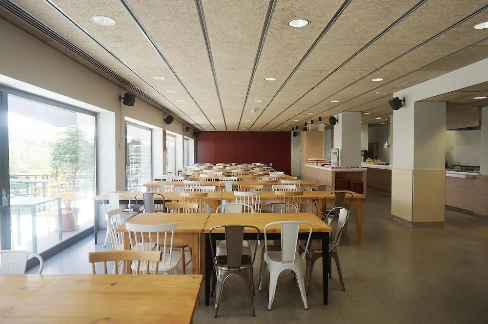Alberg Pere Tarres Barcelona