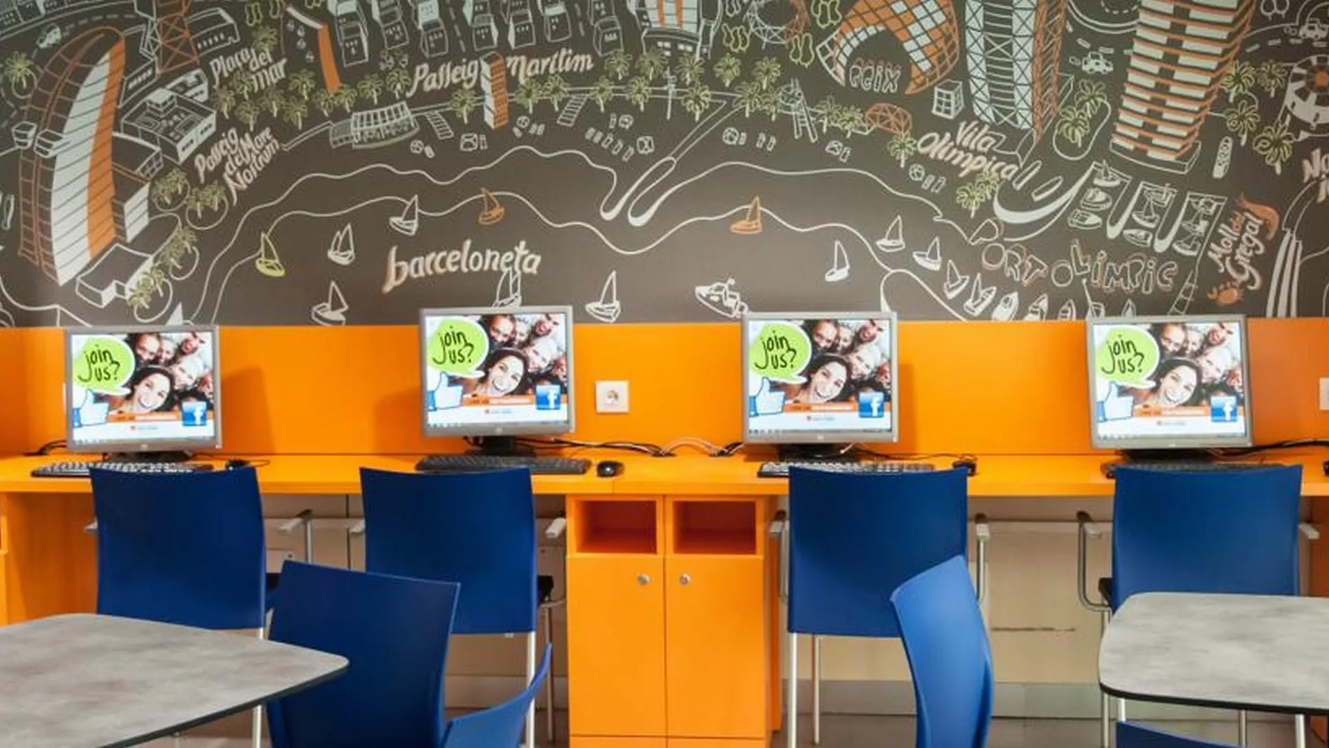Alberg Pere Tarres Barcelona Hostel
