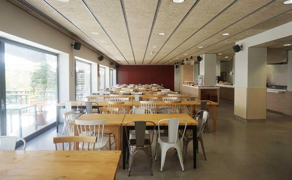 Alberg Pere Tarres Barcelona