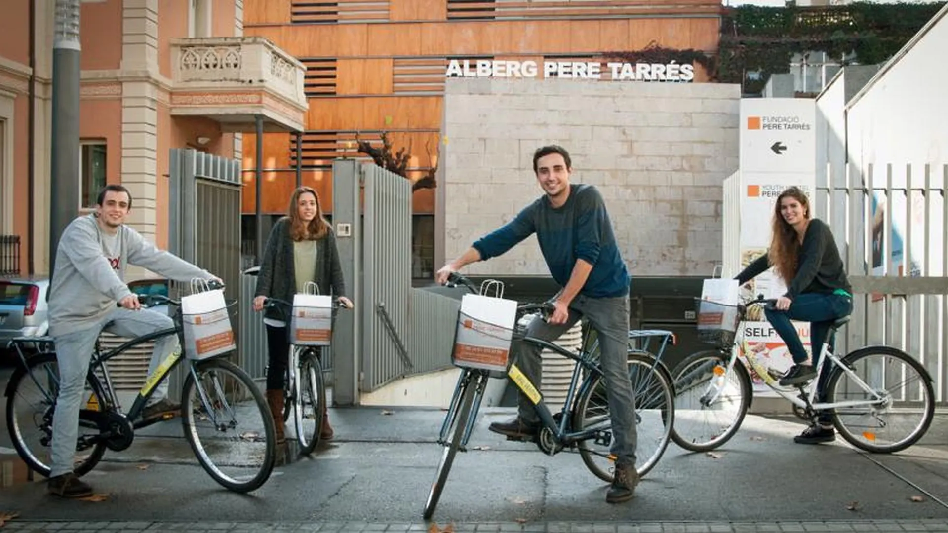 Hostel Alberg Pere Tarres Barcelona Spain