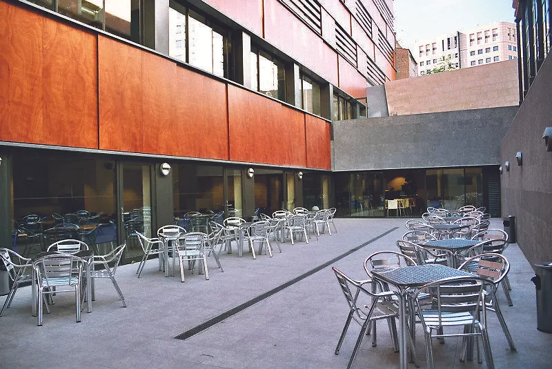 Alberg Pere Tarres Barcelona