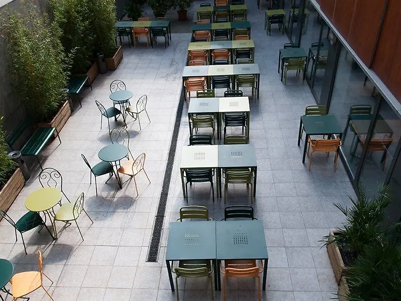 Alberg Pere Tarres Barcelona